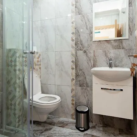 Mary Homes Апартаменты *